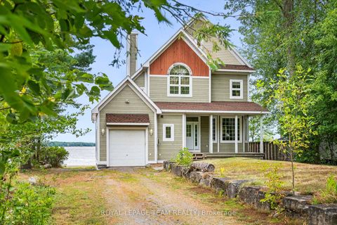 Photo 2 at 4310 Armitage Avenue, Dunrobin Shores, Constance Bay