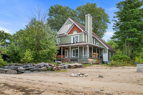 Photo 3 at 4310 Armitage Avenue, Dunrobin Shores, Constance Bay