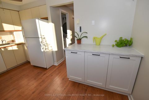 Photo 33 at 6750 B Jeanne Darc Boulevard N, Convent Glen North, Orleans