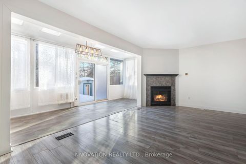 Photo 10 at 330 Fairbrooke Court, Arnprior