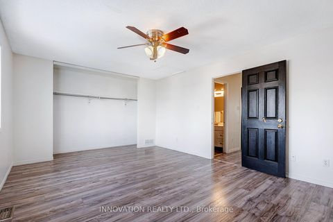 Photo 13 at 330 Fairbrooke Court, Arnprior