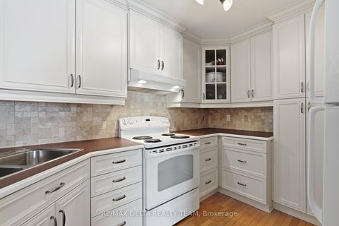 Photo 11 at 102 - 1765 Cabaret Lane, Fallingbrook/Pineridge, Orleans