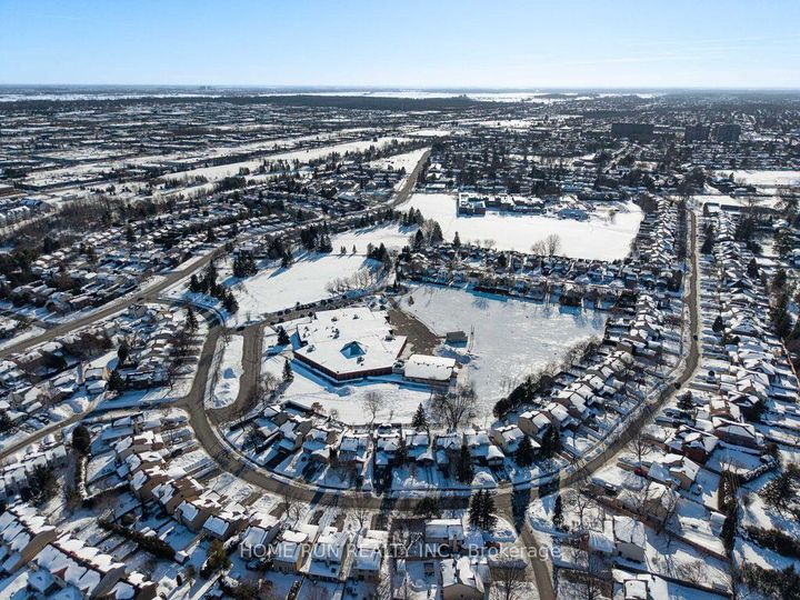 Photo 48 at 47 Coolspring Crescent, Nepean (Borden Farm/Stewart Farm/Carleton Heights/Parkwood Hills), Ottawa