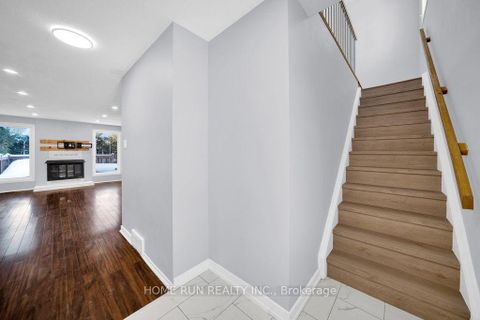 Photo 4 at 47 Coolspring Crescent, Nepean (Borden Farm/Stewart Farm/Carleton Heights/Parkwood Hills), Ottawa