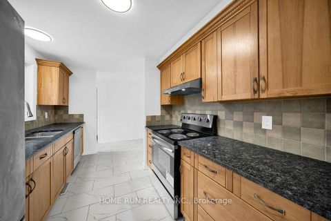 Photo 14 at 47 Coolspring Crescent, Nepean (Borden Farm/Stewart Farm/Carleton Heights/Parkwood Hills), Ottawa