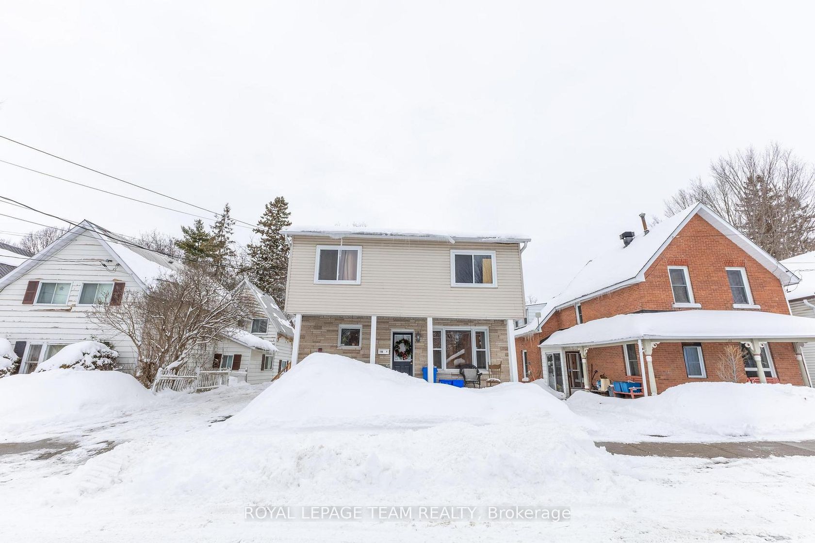 198 Harriet Street, Arnprior 2