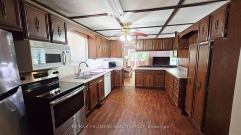 Photo 10 at 266 Baldwin Street, Constance Bay