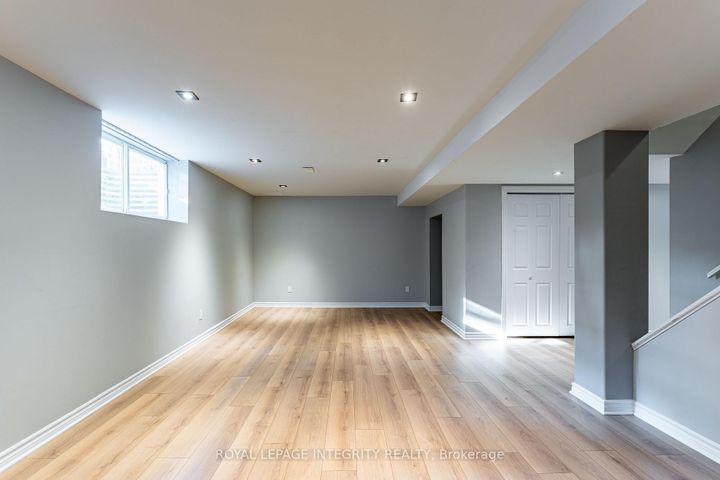 Photo 33 at 71 Appledale Drive, Nepean (Longfields), Ottawa