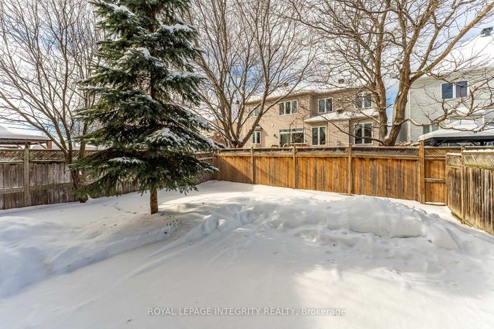 Photo 36 at 71 Appledale Drive, Nepean (Longfields), Ottawa