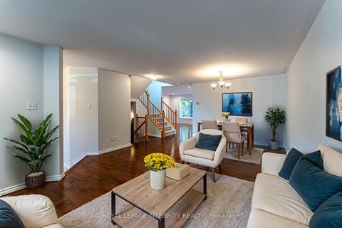 Photo 5 at 71 Appledale Drive, Nepean (Longfields), Ottawa