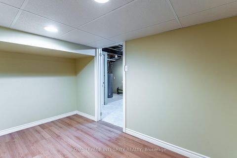 Photo 34 at 71 Appledale Drive, Nepean (Longfields), Ottawa