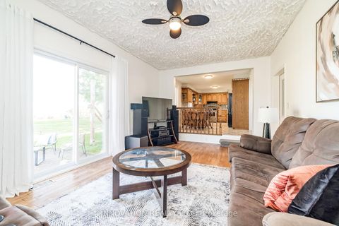 Photo 16 at 100 Canyon Drive, Fitzroy Ward (South East), Carp