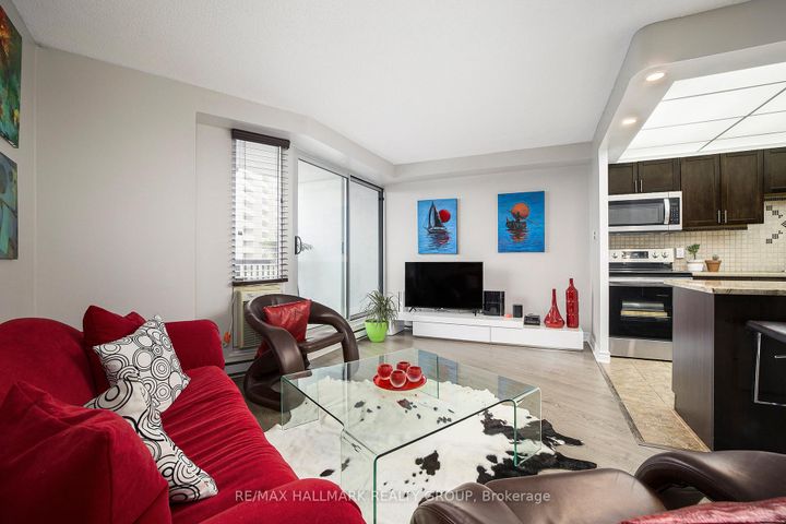 Photo 9 at 1005 - 1380 Prince Of Wales Drive, Nepean (Carleton Square), Ottawa