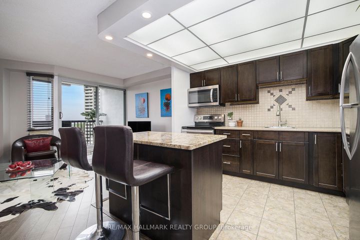 Photo 10 at 1005 - 1380 Prince Of Wales Drive, Nepean (Carleton Square), Ottawa