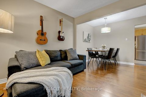 Photo 6 at 61 - 159 Salter Crescent, Beaverbrook, Kanata