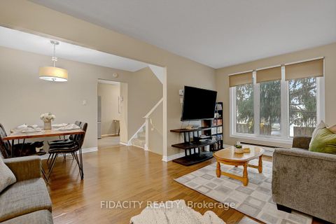 Photo 7 at 61 - 159 Salter Crescent, Beaverbrook, Kanata