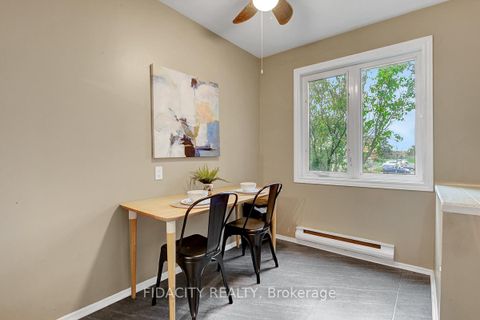 Photo 10 at 61 - 159 Salter Crescent, Beaverbrook, Kanata