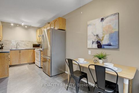 Photo 11 at 61 - 159 Salter Crescent, Beaverbrook, Kanata