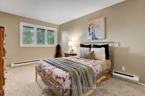 Photo 13 at 61 - 159 Salter Crescent, Beaverbrook, Kanata