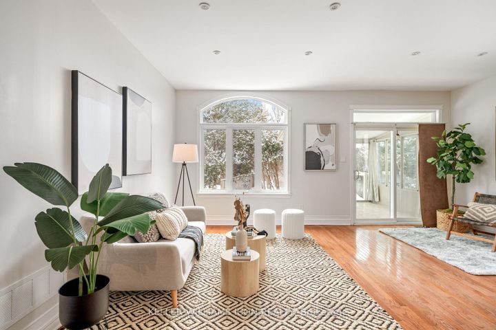 Photo 10 at 114 Encore Private, Nepean (City View/Skyline/Fisher Heights/Parkwood Hills), Ottawa