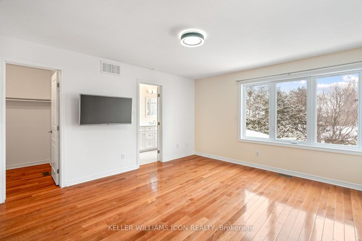 Photo 19 at 114 Encore Private, Nepean (City View/Skyline/Fisher Heights/Parkwood Hills), Ottawa
