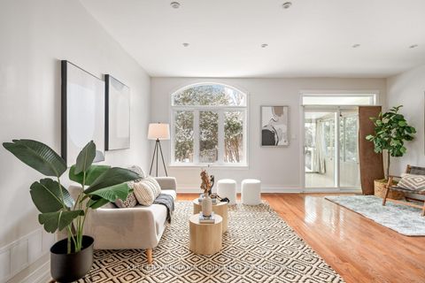 Photo 10 at 114 Encore Private, Nepean (City View/Skyline/Fisher Heights/Parkwood Hills), Ottawa