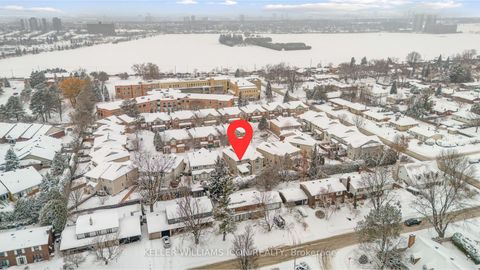 Photo 33 at 114 Encore Private, Nepean (City View/Skyline/Fisher Heights/Parkwood Hills), Ottawa