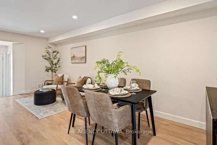 Photo 7 at 62 Appledale Drive, Nepean (Longfields), Ottawa