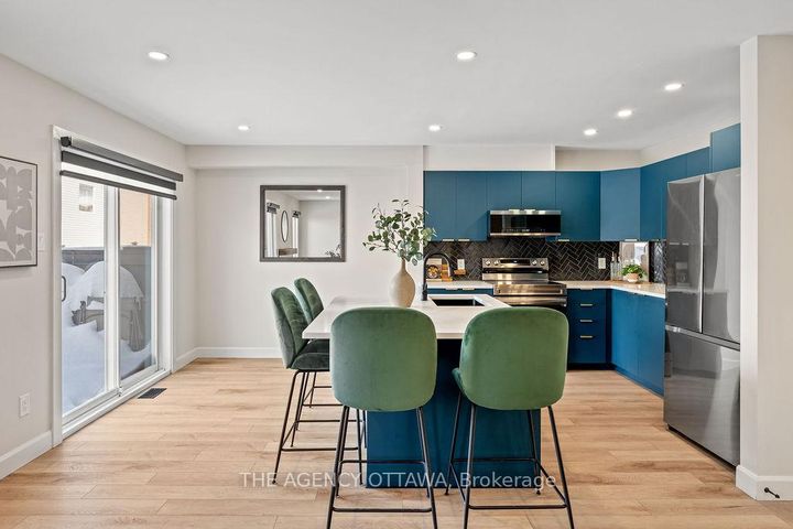 Photo 17 at 62 Appledale Drive, Nepean (Longfields), Ottawa