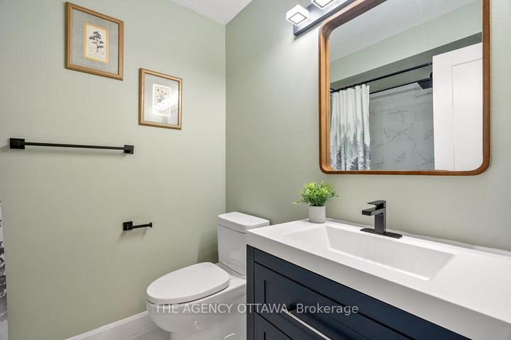 Photo 37 at 62 Appledale Drive, Nepean (Longfields), Ottawa