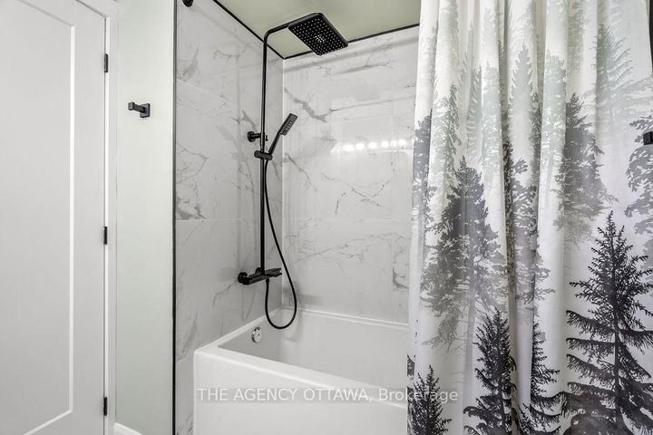Photo 38 at 62 Appledale Drive, Nepean (Longfields), Ottawa
