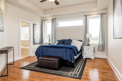 Photo 21 at 270 West Lake Circle, Huntley Ward (South East), Carp