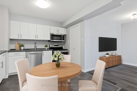 Photo 4 at 901 - 200 Bay Street, Ottawa Centre