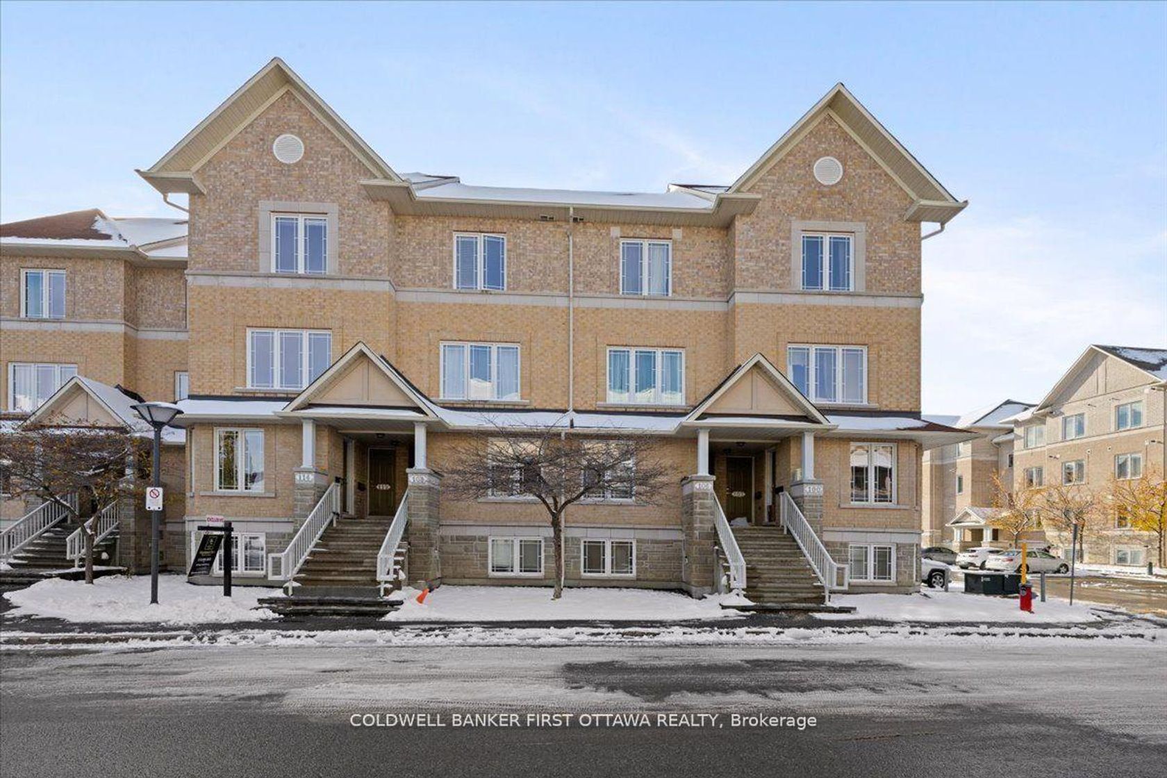 112 Paseo Private, Nepean (Centrepointe), Ottawa 