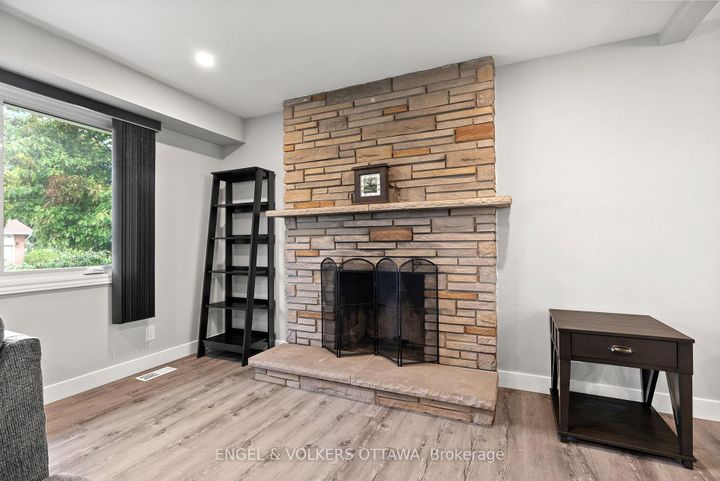 Photo 3 at 20 Gary Avenue, Nepean (Manordale), Ottawa