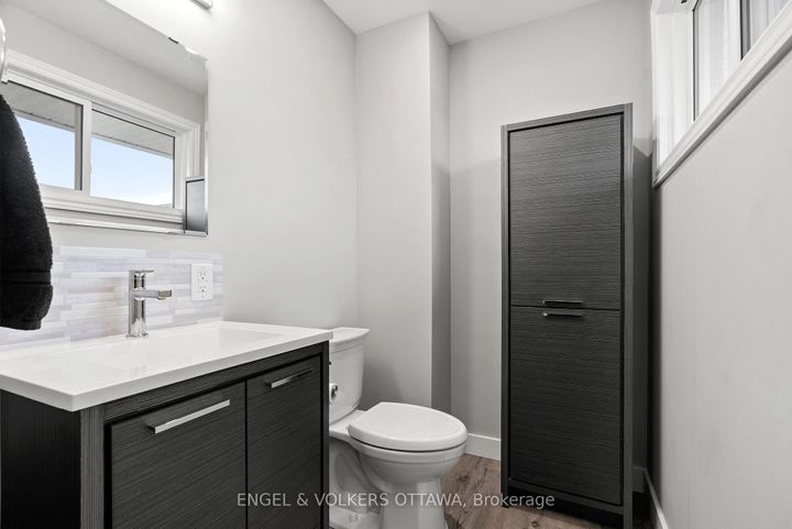 Photo 14 at 20 Gary Avenue, Nepean (Manordale), Ottawa