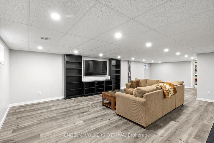 Photo 19 at 20 Gary Avenue, Nepean (Manordale), Ottawa