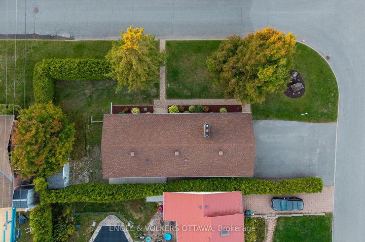 Photo 30 at 20 Gary Avenue, Nepean (Manordale), Ottawa