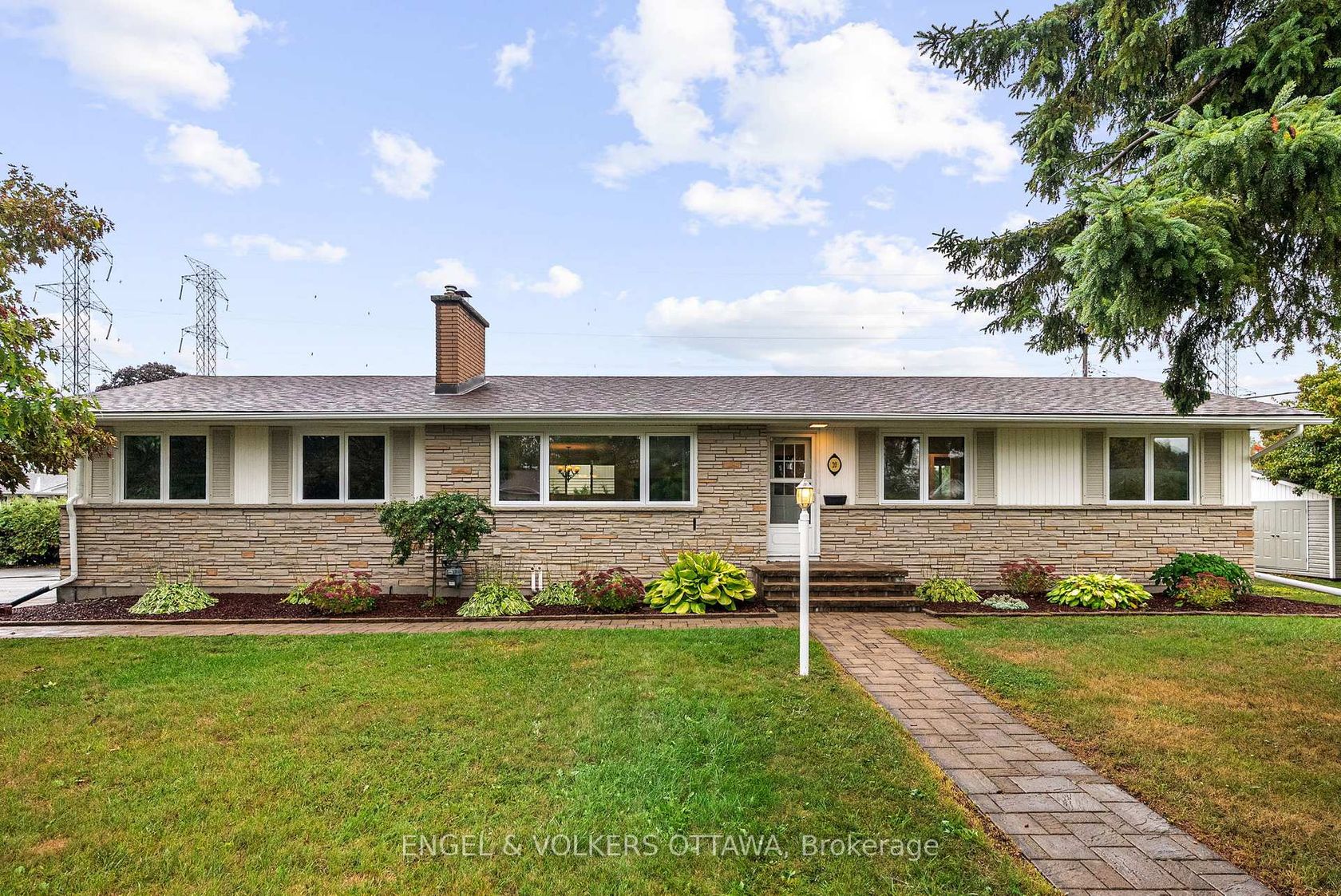 20 Gary Avenue, Nepean (Manordale), Ottawa 