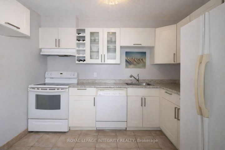 Photo 12 at 2505 - 900 Dynes Road, Nepean (Carleton Square), Ottawa