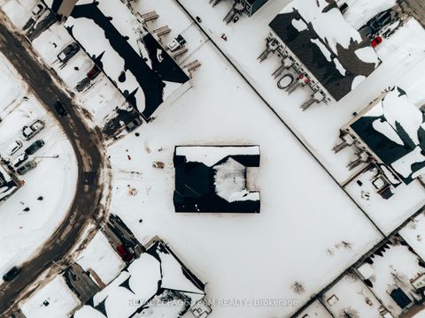 Photo 34 at 52 Whitcomb Crescent, SMITHS FALLS, Smiths Falls