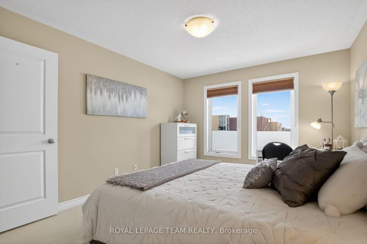 Photo 41 at 379 Langrell Crescent, Nepean (Strandherd), Ottawa