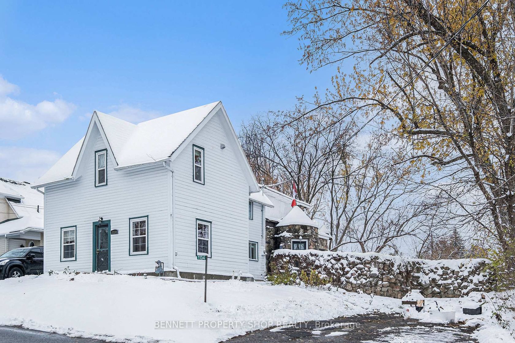 1134 O'Grady Street, Manotick Village & Manotick Estates, Manotick 2
