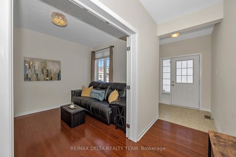 Photo 12 at 1889 Montmere Avenue, Notting Hill/Summerside, Orleans