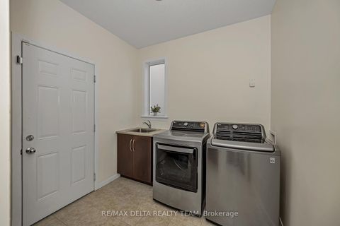 Photo 16 at 1889 Montmere Avenue, Notting Hill/Summerside, Orleans