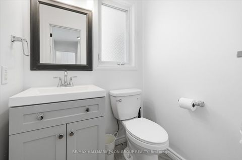 Photo 11 at 284 Mceachern Crescent, Bilberry Creek/Queenswood Heights, Orleans