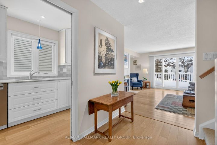 Photo 12 at 9 Forsyth Lane, Nepean (Crystal Beach), Ottawa