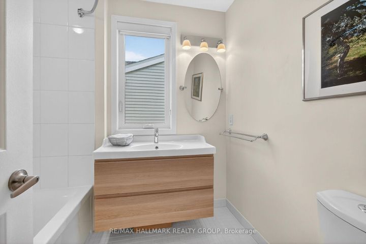 Photo 35 at 9 Forsyth Lane, Nepean (Crystal Beach), Ottawa