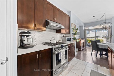 Photo 6 at 416 Rochefort Circle, Avalon West, Orleans