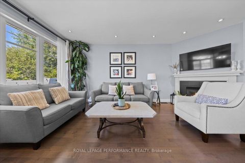 Photo 14 at 416 Rochefort Circle, Avalon West, Orleans